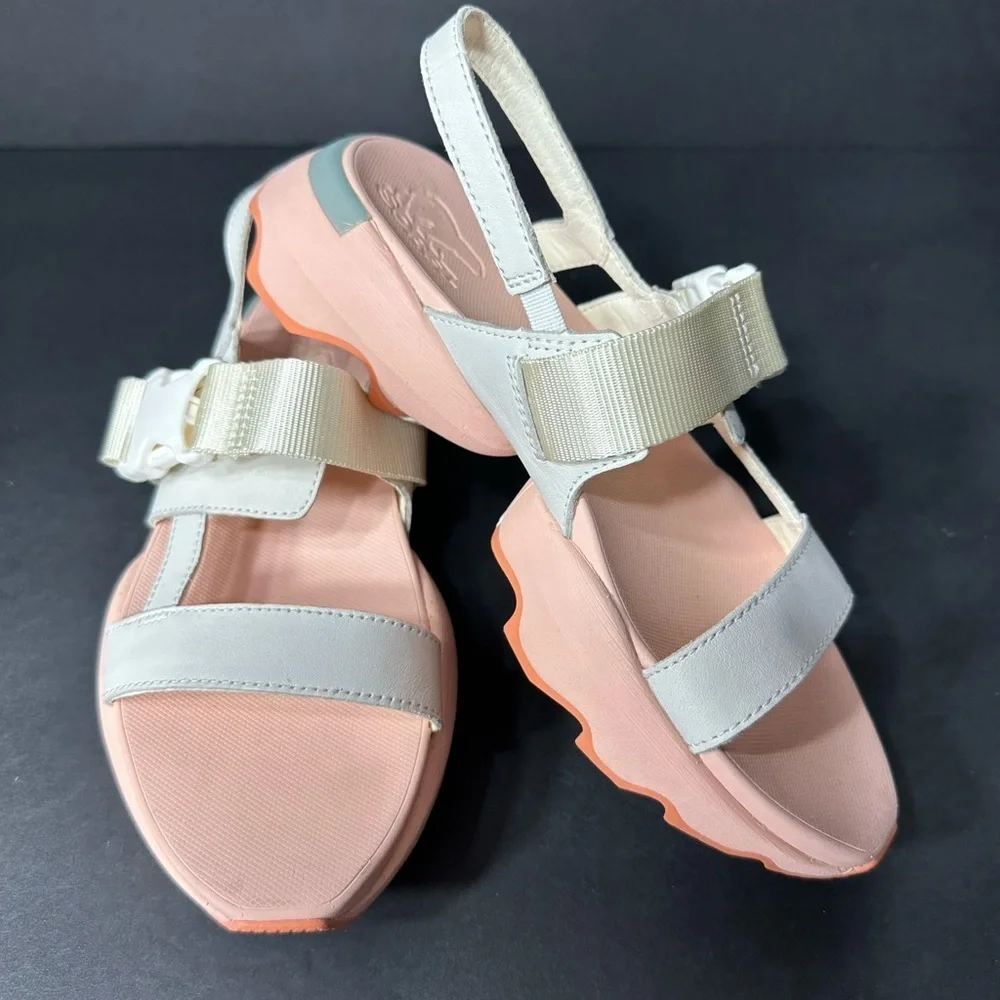 Stylish Pink and Cream Sandals Sorel pre owned size 5.5 Exellent conditions